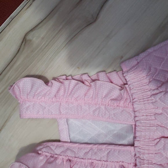 Vintage Pink with White Dots Quilted Ruffled Strap Overalls 18 Months - Picture 6 of 8
